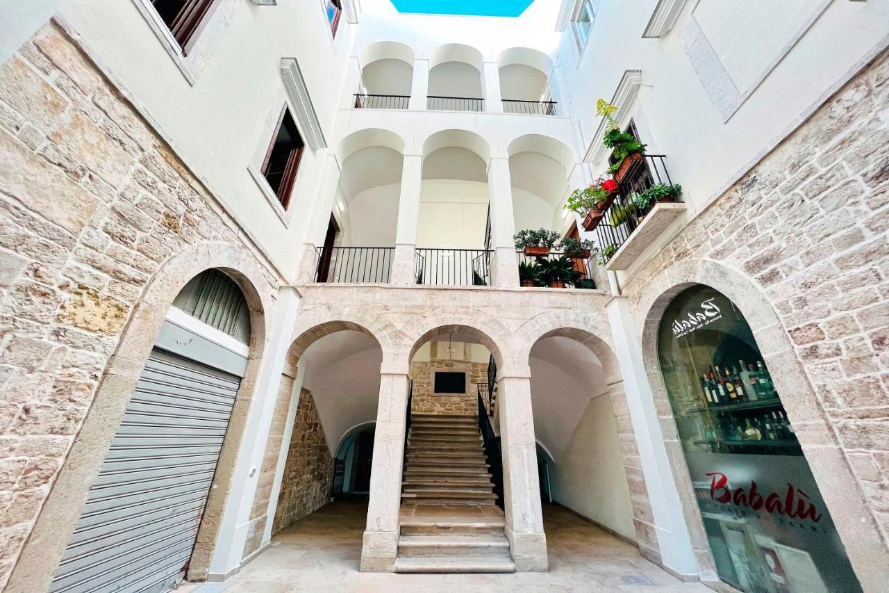 Miche Luxury Home - Appartamento Vista Mare A Trani Bagian luar foto