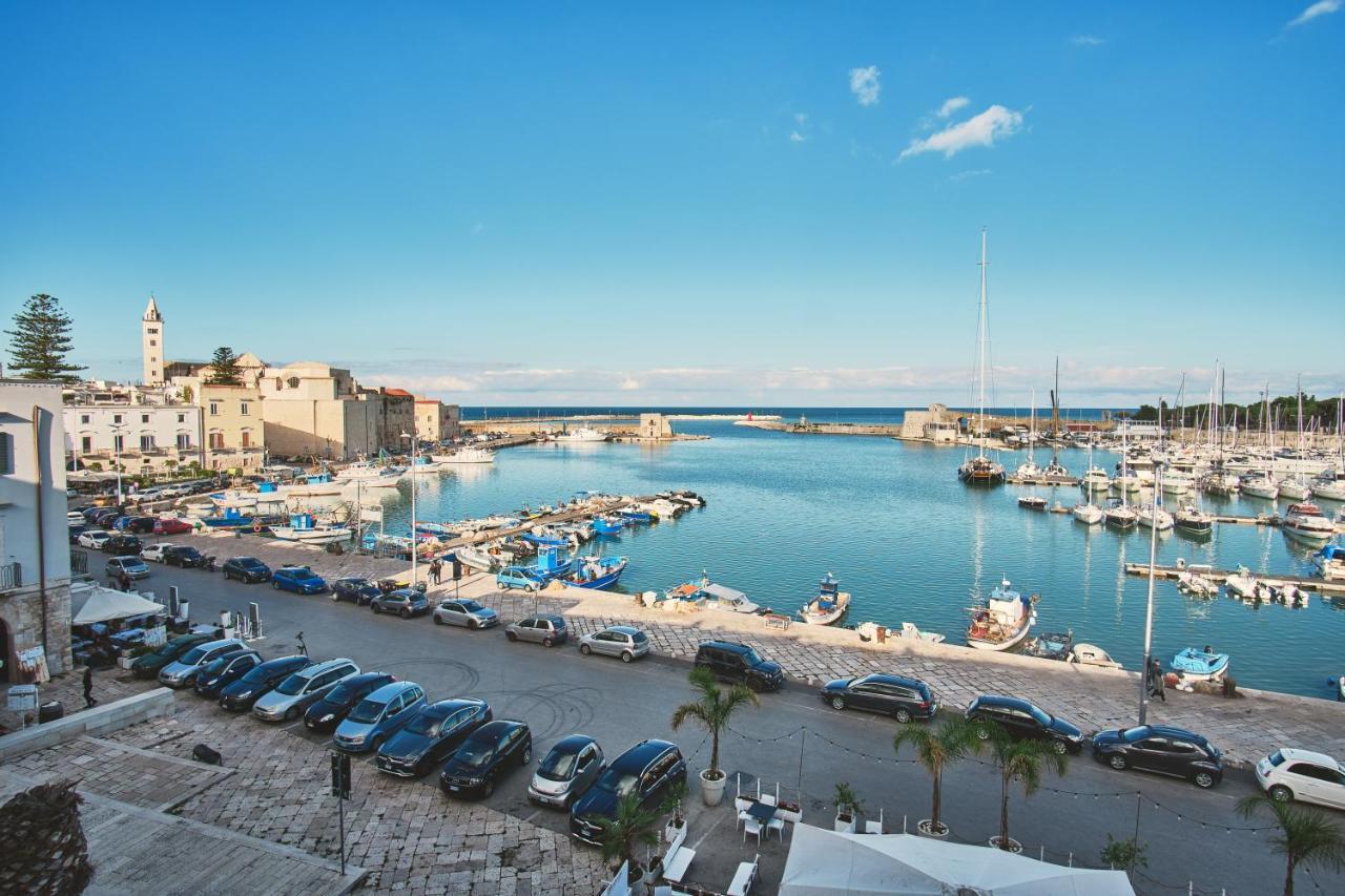 Miche Luxury Home - Appartamento Vista Mare A Trani Bagian luar foto