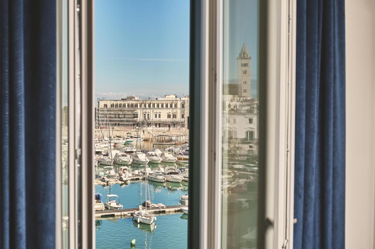 Miche Luxury Home - Appartamento Vista Mare A Trani Bagian luar foto