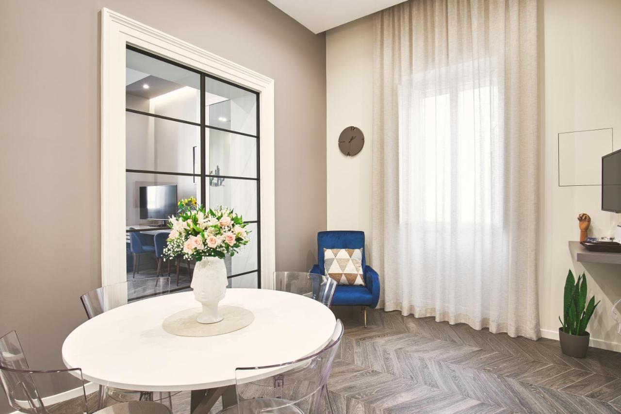 Miche Luxury Home - Appartamento Vista Mare A Trani Bagian luar foto