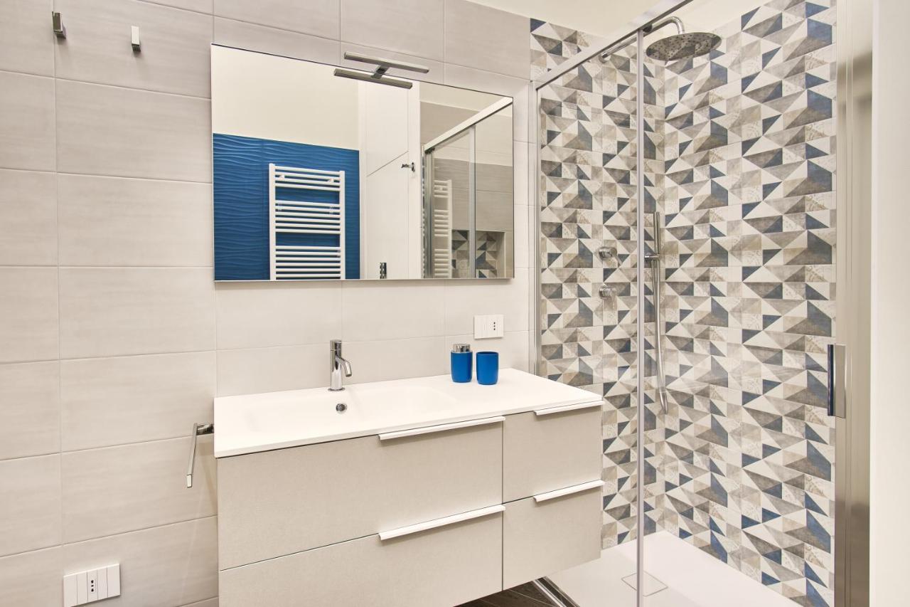 Miche Luxury Home - Appartamento Vista Mare A Trani Bagian luar foto